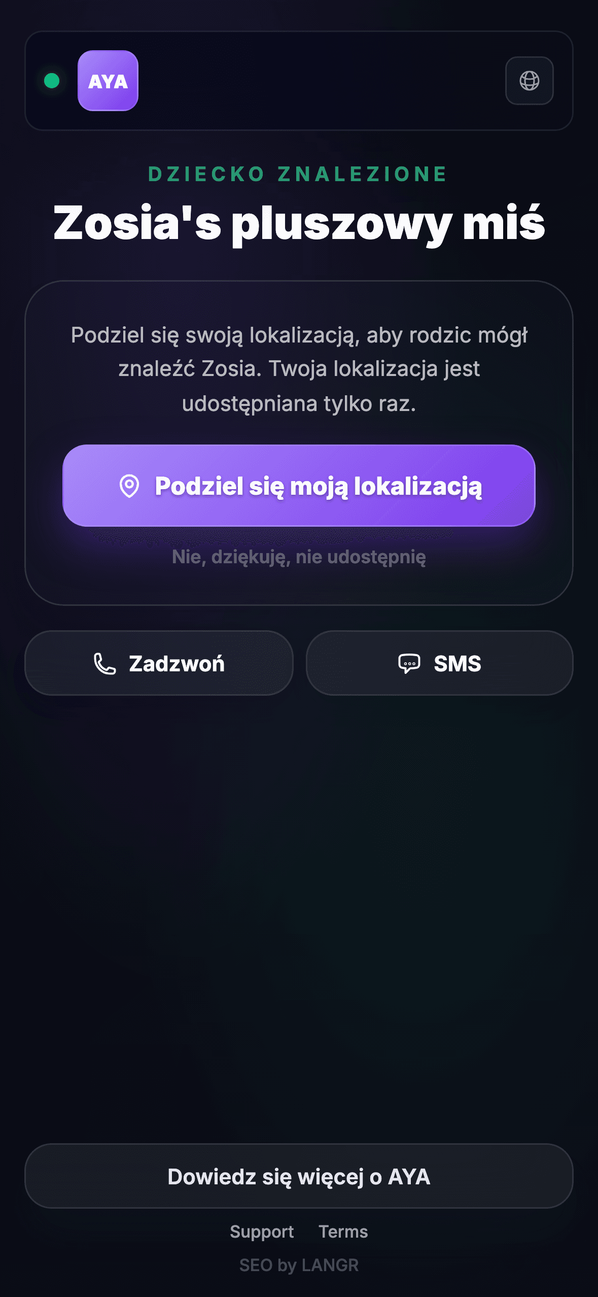 Znalazca skanuje kod QR
